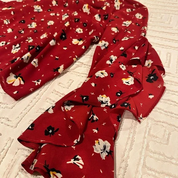 MELLODAY Red Floral Blouse - Picture 5 of 5